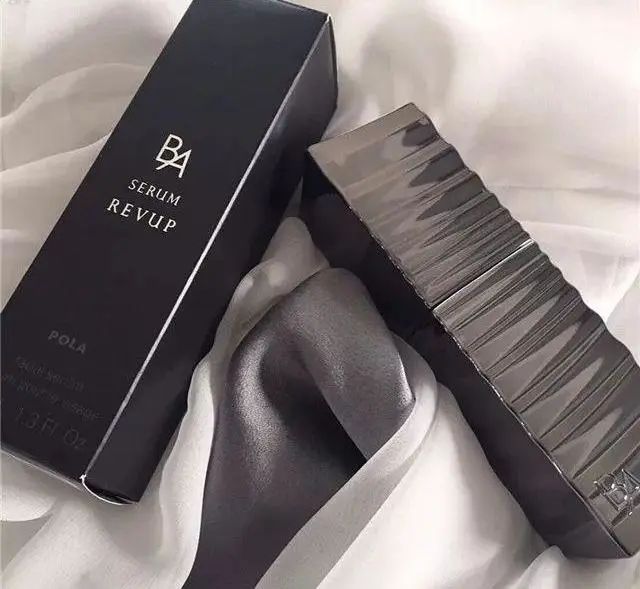 30岁之后用什么精华好 这4款别错过，颜值集实力于一身，效果出众  出众 别错过 第4张
