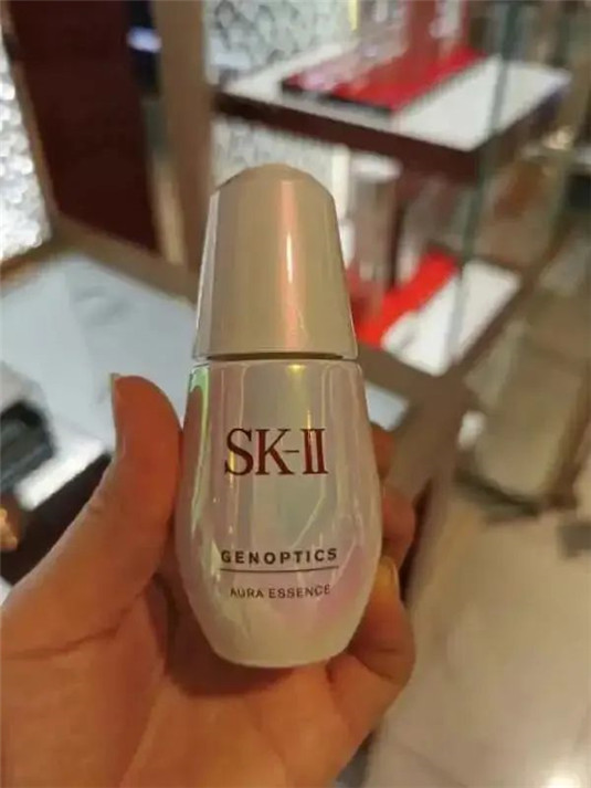 史上最全最好用的爆款面部精华大合集，款款堪称护肤界的鸡血  精华 肌肤 熬夜 第2张