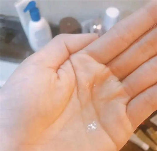 汇总几款年度最火的精华水，从平价到贵妇都有，只买对不买贵  肌肤 成分 保湿 第13张