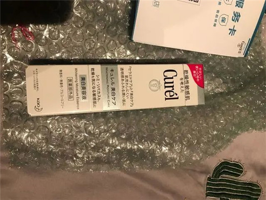 精华液哪个牌子好网红精华亲测对比，选对让你护肤效果翻十倍  美白 保湿 适合 第1张