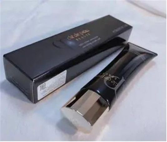 底妆当然要选养肤的啊，颜值又高，谁又不爱呢  隔离 这款 选择 第4张