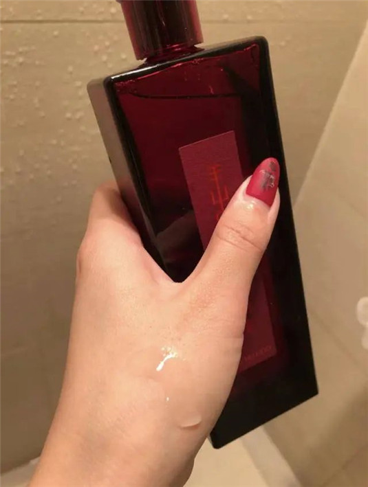 适合春夏的化妆水测评：资生堂提亮去黄，兰蔻清爽又保湿  化妆水 肌肤 毛孔 第4张