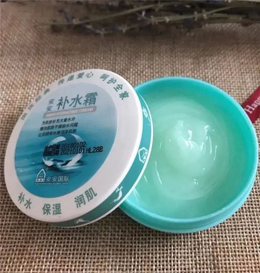 春季面霜大盘点，四款中一半都是国货，便宜又良心，效果不输大牌  面霜 皮肤 补水 第8张