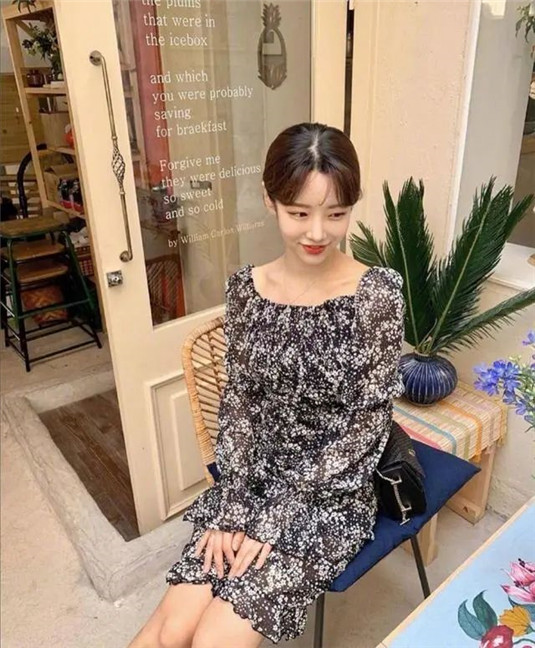 这几款搭配让你温柔感倍增，简约时髦的单品，想不好看都难  心机 衣装 让你 第4张