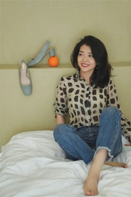 40岁女人春夏不要乱穿衣，三木玩转“鼠尾草绿”，化身高级时髦精  搭配 白色 三木 第6张