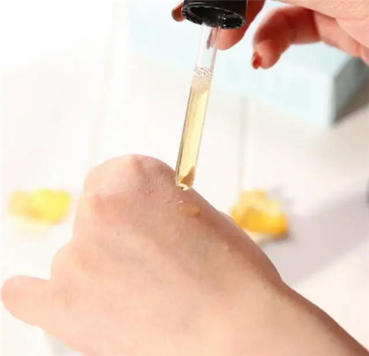 很贵但超火的护肤品盘点，是真好用还是“智商税”看完才知道  面霜 这款 的是 第7张