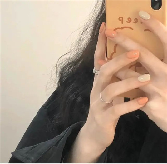 2020年火爆全网的这几款美甲你get了吗是溢出屏幕的仙女风啊，  款式 美甲 的是 第11张