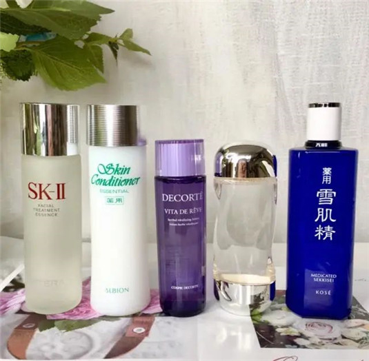 日本的五大神水真那么好用吗雪肌精含酒精，SK2敏感肌慎用