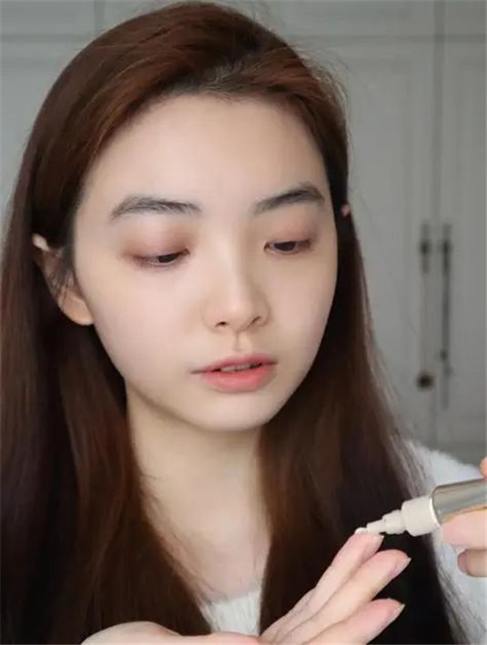 为什么有些人眼睛保养很好她们都在这么做，怪不得细纹皱纹很少  眼部 自己的 肌肤 第3张