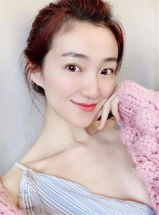 敷面膜时，做到这3步，皮肤变好，痘痘也变少了  面膜 皮肤 毛孔 第1张