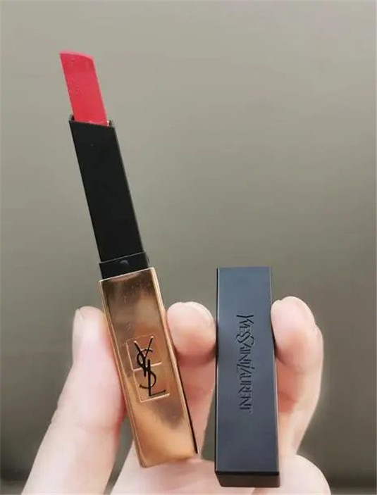 黄皮、黑皮闭眼入不会错的4支口红，MAC性价比高，阿玛尼显白气质  口红 颜色 番茄 第9张