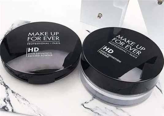 全世界最好用的Top4散粉，不仅效果好还高端大牌  散粉 妆容 效果 第2张