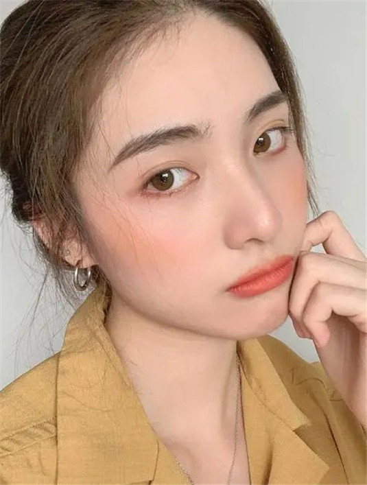 黄黑皮踩雷色号，阿玛尼太粉，MAC显色度差，香奈儿显土气