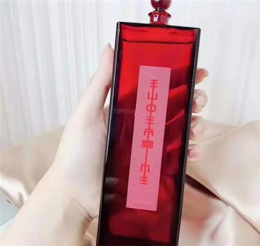 那些爆红网络的爽肤水 小红书各大博主都力荐