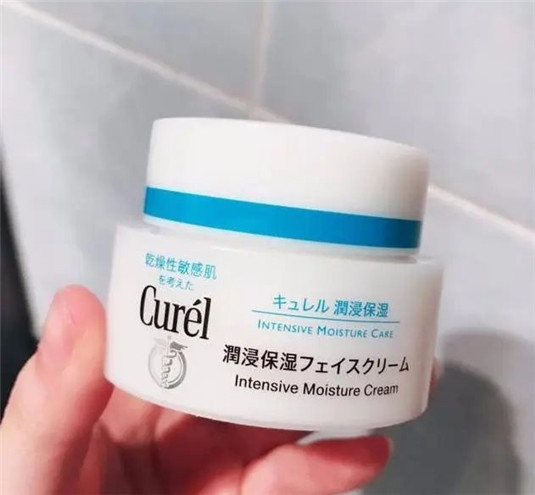 哪个牌子的面霜最好用 学生党日系平价好用面霜  面霜 肌肤 保湿 第4张