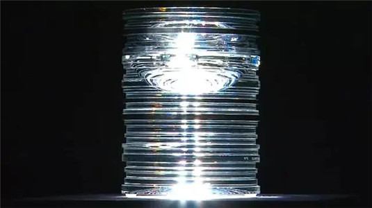 一瓶面霜100万看到这些贵妇面霜，买不起的我吓得赶紧去睡了  面霜 贵妇 买不起 第3张
