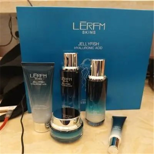 你瞧不上的「国货护肤品」，个个都胜过兰蔻，不是大牌却都很好用  肌肤 国货 原液 第2张
