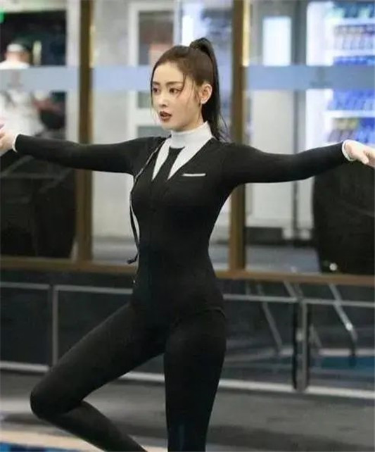 女生想要拥有好气质,这些好习惯要学会坚持,让你优雅美到骨子里 自己的 气质 要想 第5张 女生想要拥有好气质,这些好习惯要学会坚持,让你优雅美到骨子里 自己的 气质 要想 第5张