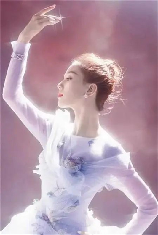 女生想要拥有好气质,这些好习惯要学会坚持,让你优雅美到骨子里 自己的 气质 要想 第8张 女生想要拥有好气质,这些好习惯要学会坚持,让你优雅美到骨子里 自己的 气质 要想 第8张