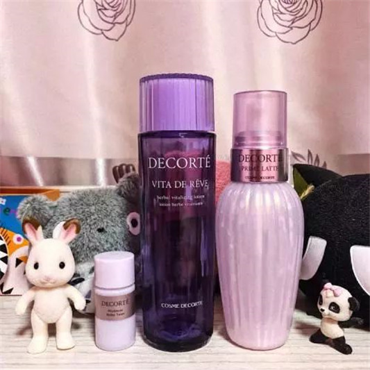 黛珂水乳怎么选混痘油皮看过来，空瓶级紫苏水牛油果乳太好用