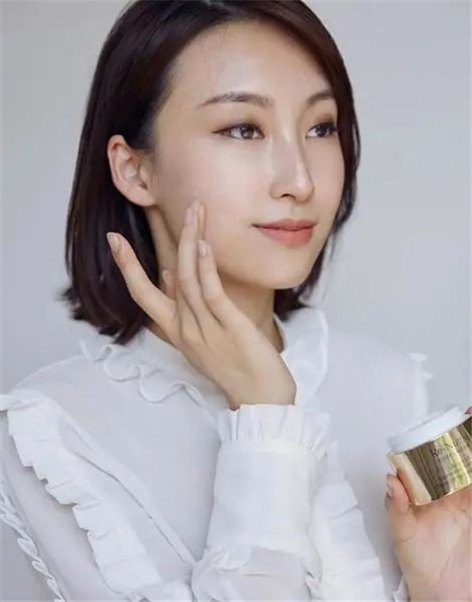 热门贵妇面霜盘点，兰蔻紧致，赫莲娜舒缓，雅诗兰黛不挑肤质