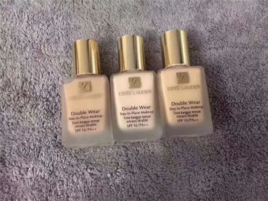 我使用后超爱，恨不得安利给全世界的化妆品，雅诗兰黛DW上榜  都是 粉底液 雅顿 第2张