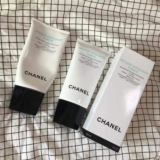 我使用后超爱，恨不得安利给全世界的化妆品，雅诗兰黛DW上榜  都是 粉底液 雅顿 第9张
