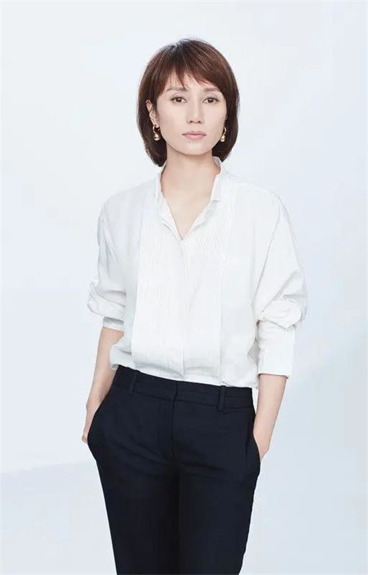 女人50岁以后，少弄这「4种」发型，显老俗气不说，还易伤发掉发  发型 马尾 很好 第7张