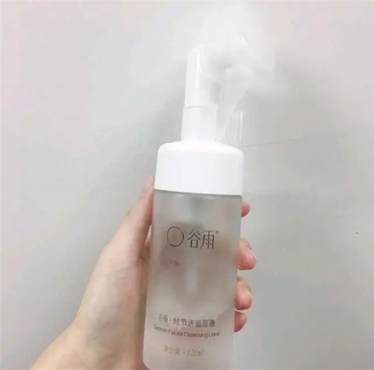 5款超火的洗面奶「红黑榜」，前3款很多人都踩雷，后两款才好用，  洗面奶 皮肤 这款 第4张