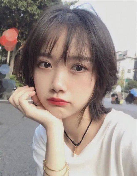 2019年最流行的4款短发，时髦又减龄，想变美的女生赶紧收藏吧