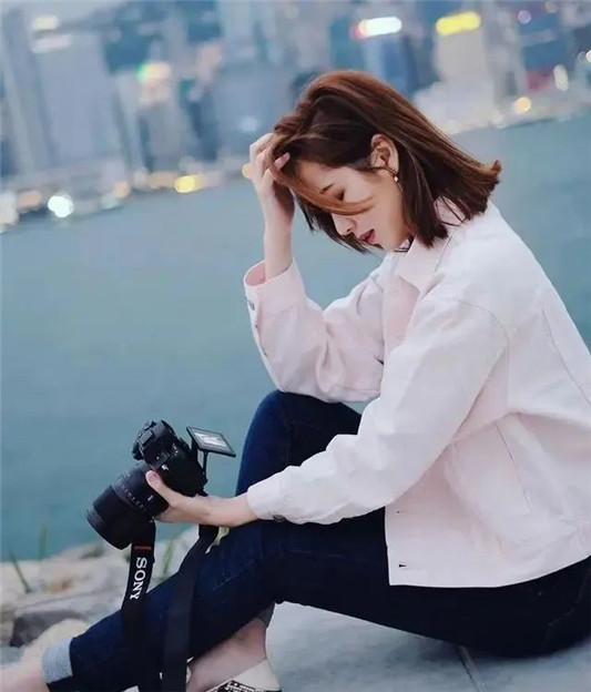 日本发型师分享好看短发的要诀，发尾外卷、耳下2cm轮廓是关键  短发 头发 造型 第9张