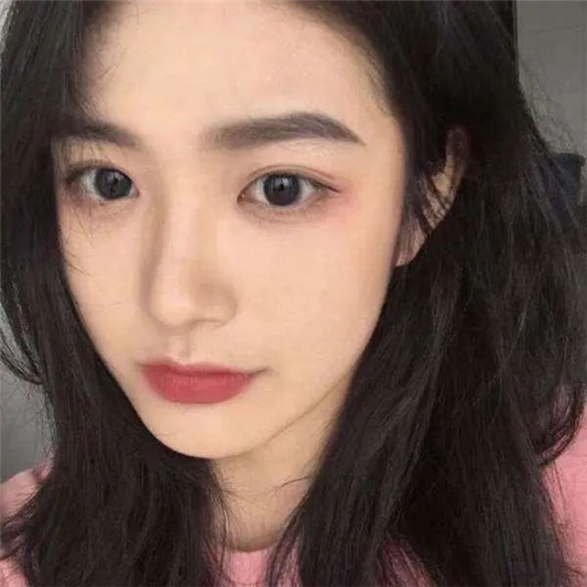 漂亮女人逃不过的5个特点，中三个以上颜值不会差，看你占几个  女生 都是 好看 第5张