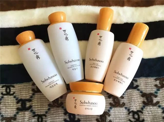 护肤品中的奇葩单品，星空面膜太坑，雪花秀乳液瓶口设计太奇葩  奇葩 乳液 护肤品 第4张