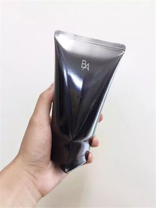 10款大热洗面奶测评，包含了所有肤质，都可以做一个参考哦  温和 洗面奶 肤质 第9张