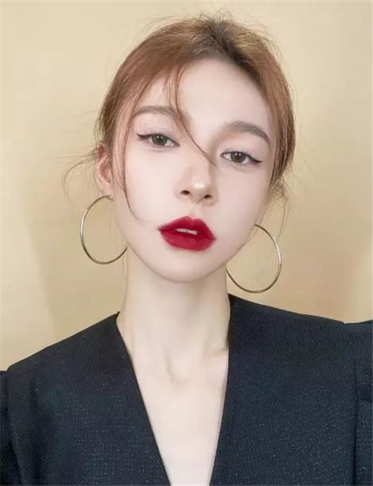 哪个口红好看香奈儿气场，雅诗兰黛高级，MAC少女感十足  口红 颜色 这支 第13张