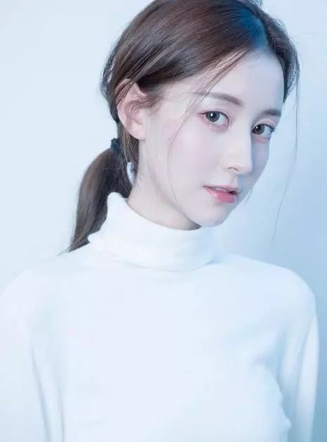 女人有这4个特点总是让人很羡慕，第1个是脸型，第4个最重要  都是 脸型 很多人 第2张