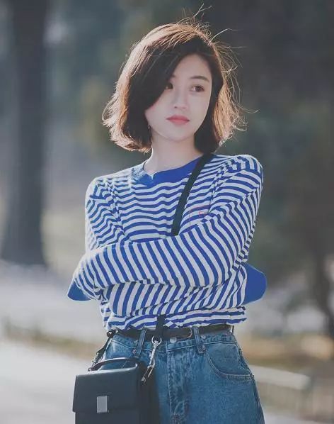 女人有这4个特点总是让人很羡慕，第1个是脸型，第4个最重要  都是 脸型 很多人 第7张