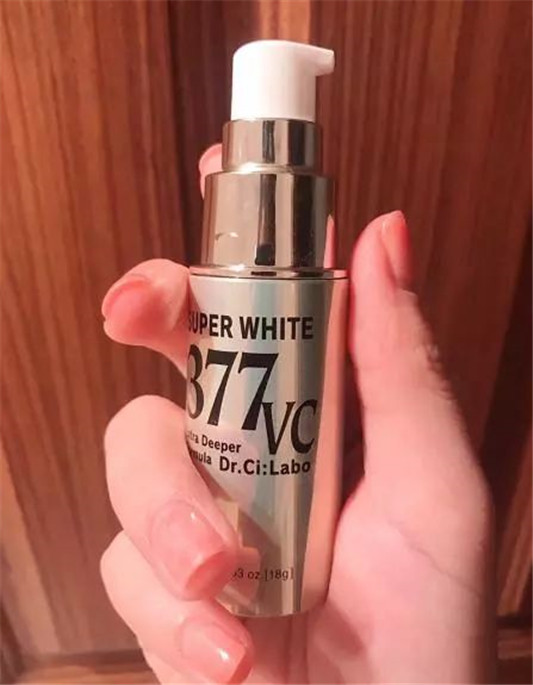 美白精华哪个好娇韵诗敏感肌可用，sk2贵妇专属，你中意哪个  美白 精华 这款 第3张