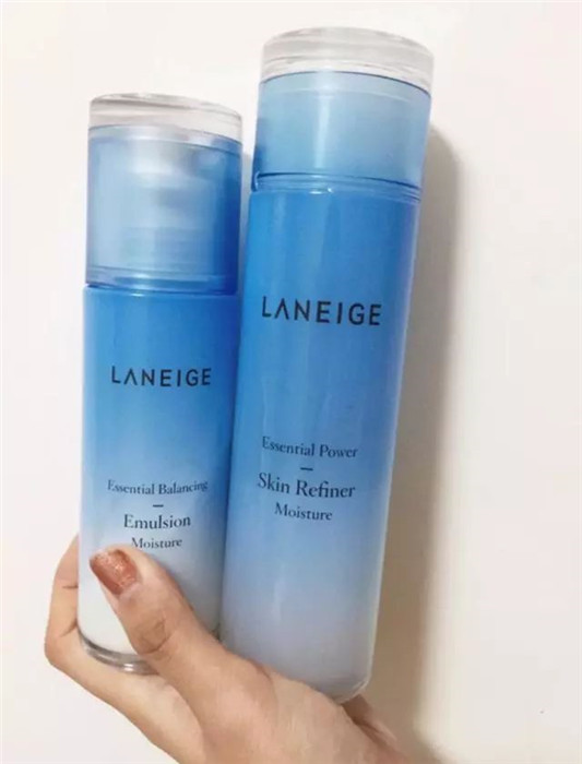 这些网红平价款「断货王」水乳，便宜又超好用，回购N次都不够  质地 滋润 皮肤 第3张