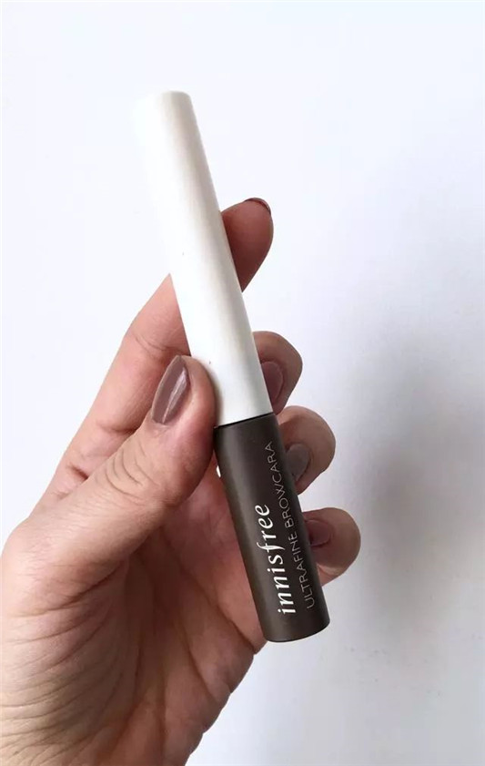 眉毛容易画成蜡笔小新试试染眉膏吧，8支染眉膏使用测评  眉毛 颜色 妹子 第9张