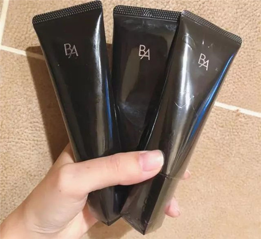 贵妇级别防晒测评，兰蔻防晒最有效，pola是真正有钱人用的，  防晒 防晒霜 这款 第4张