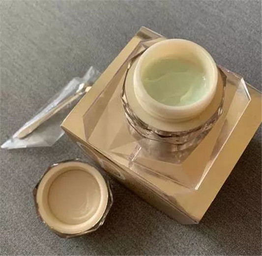 2019贵妇眼霜榜单，lamer口碑好，兰蔻最热门，CPB有钱人才用得起  眼霜 贵妇 这款 第5张