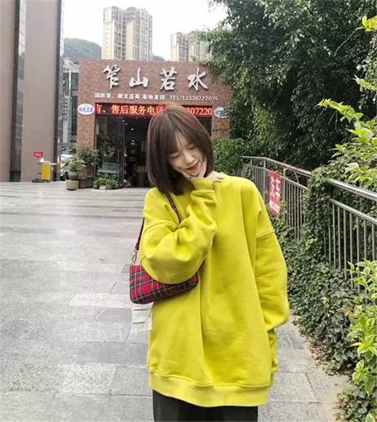 2020年最好看的4款短发，每一个都十分减龄，你喜欢哪款  发型 短发 自己的 第5张