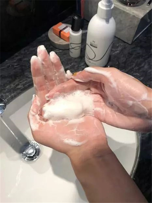 护发的7个步骤，每一个都很简单，能做到的人很少，怪不得头发少  头发 精油 护发 第4张