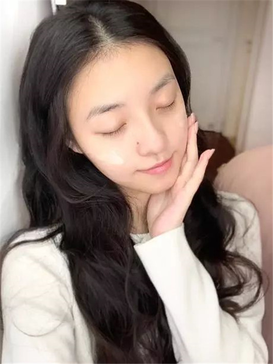 屈臣氏一不小心就踩雷的护肤品，用起来没什么用，肤感还很差