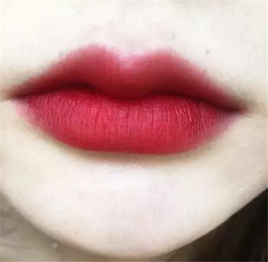 MAC最火的4个色号，几乎人手一个，因为真的太好看了  颜色 口红 小辣椒 第5张