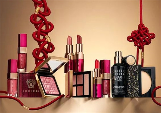 新年就要水亮，BOBBI BROWN 芭比波朗2020新年限量系列