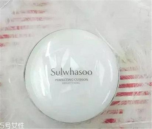 雪花秀致美润白气垫评测 妆容自然轻薄  雪花秀 气垫 第3张
