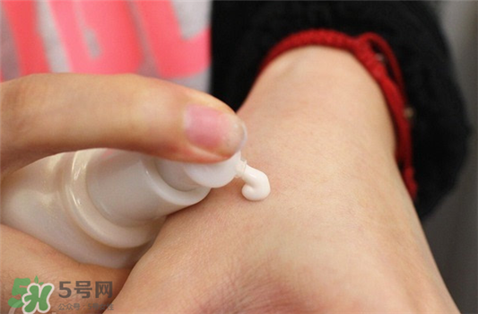 雪花秀妆前乳好用吗，雪花秀妆前乳要卸妆吗  雪花秀 妆前乳 第2张