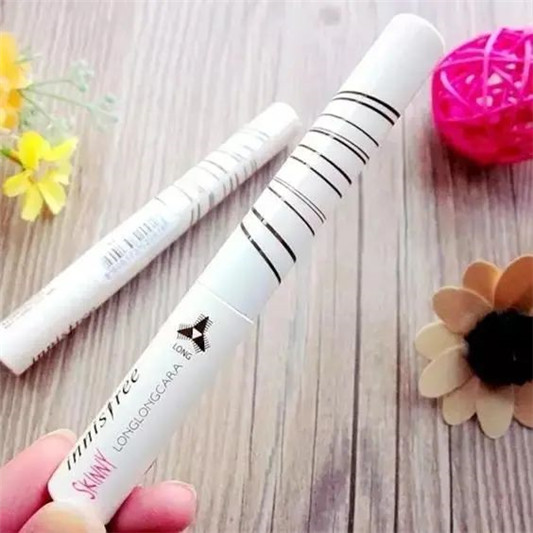最受欢迎的睫毛膏top10，快来做一个电力十足的睫毛精吧  睫毛膏 做一个 第2张
